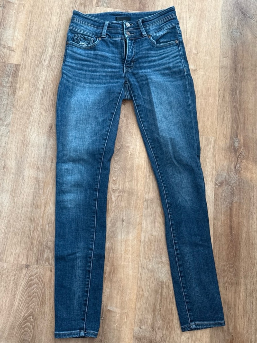 Buckle Women's Blue Skinny Stretch Jeans